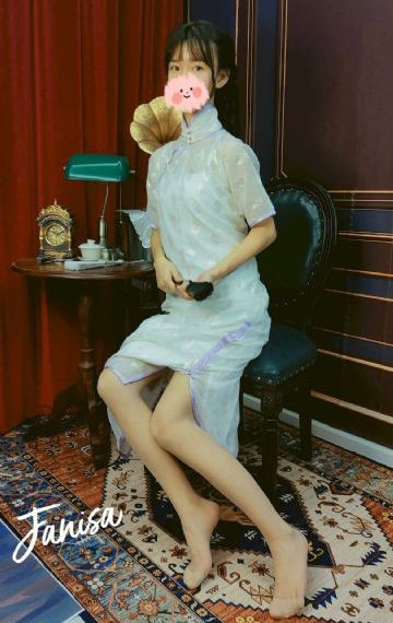 女女les互磨高潮国产精品