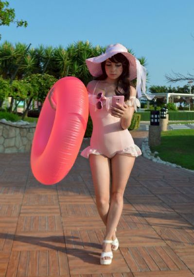 美丽的婶婶中文字幕3