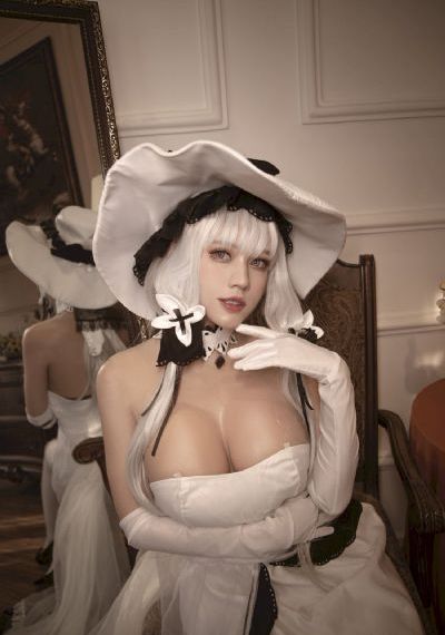驱魔少女夏洛