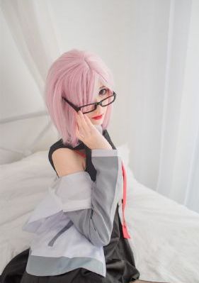 午夜在线精品